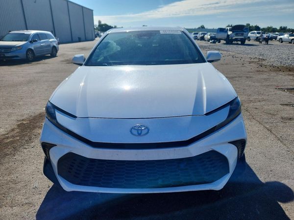2026 TOYOTA CAMRY