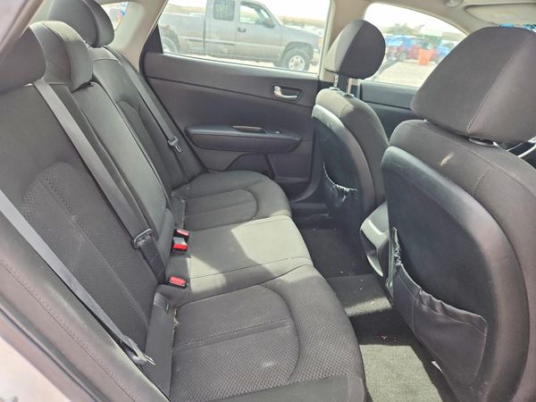 2016 KIA OPTIMA GL