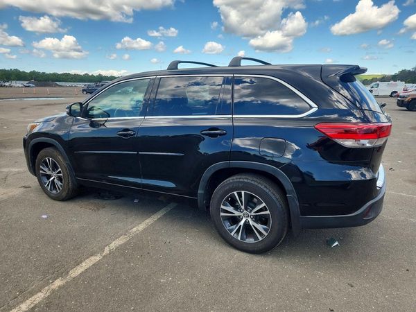 2018 TOYOTA HIGHLANDER