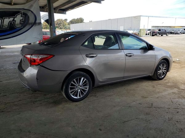 2015 TOYOTA COROLLA