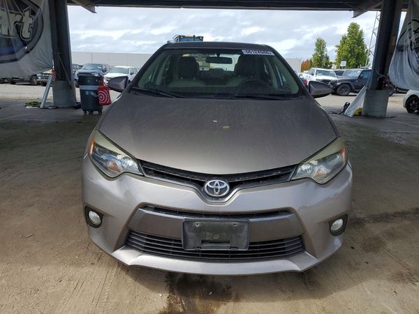 2015 TOYOTA COROLLA
