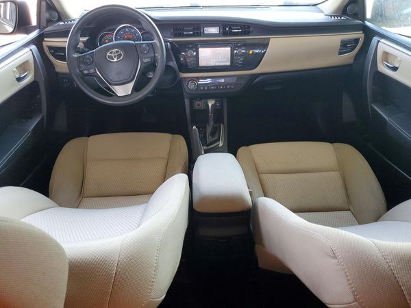 2015 TOYOTA COROLLA