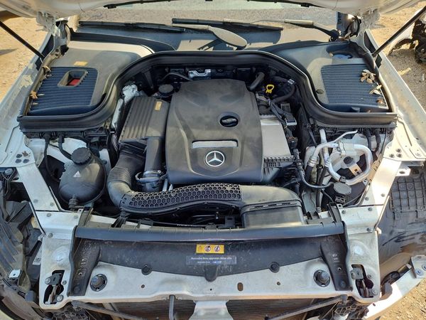 2016 MERCEDES-BENZ GLC GLC300 Base-4M