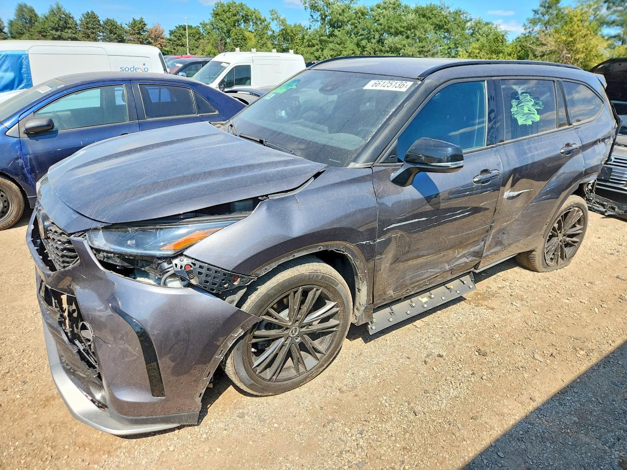 2021 TOYOTA HIGHLANDER XSE