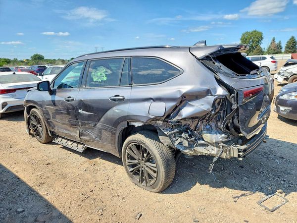 2021 TOYOTA HIGHLANDER XSE