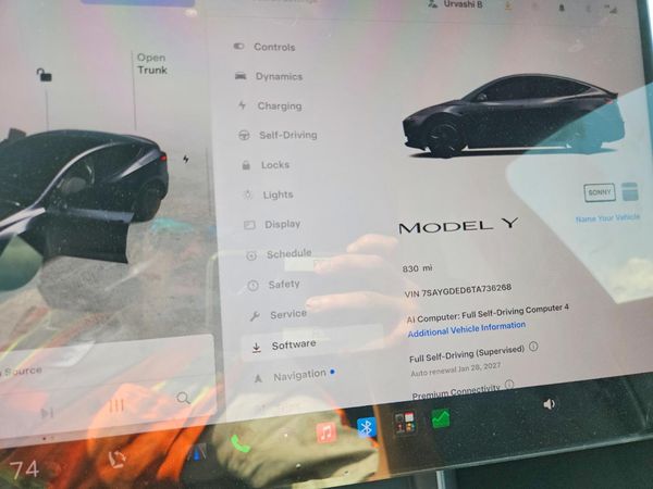 2026 TESLA MODEL Y