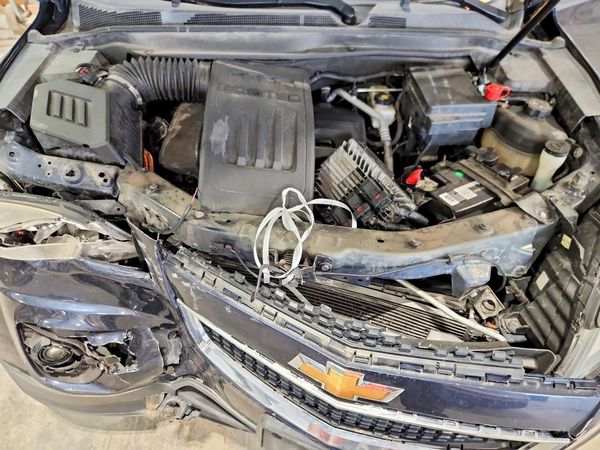 2015 CHEVROLET EQUINOX 1LT — Engine bay