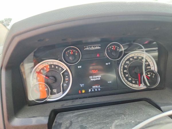 2016 RAM 1500 SLT