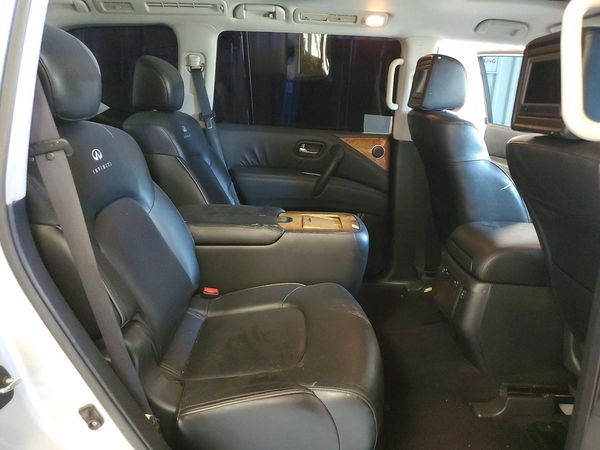 2012 INFINITI QX56