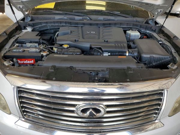 2012 INFINITI QX56