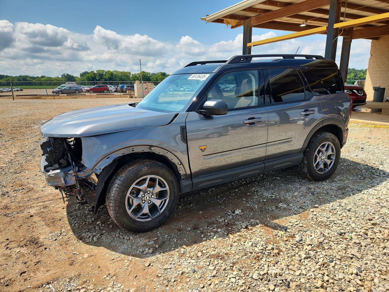 2024 FORD BRONCO Badlands — Front 3/4