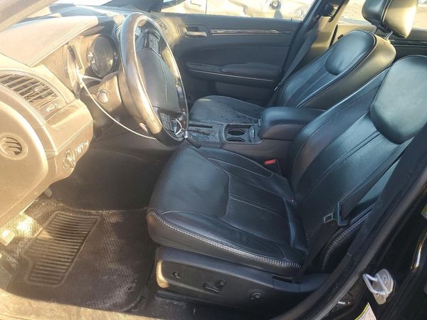 2013 CHRYSLER 300 300C Varvatos — DENT