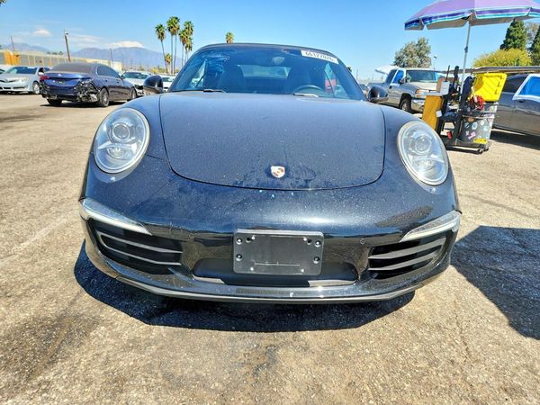 2014 PORSCHE 911