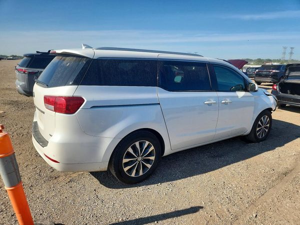 2016 KIA SEDONA EX - Middle level
