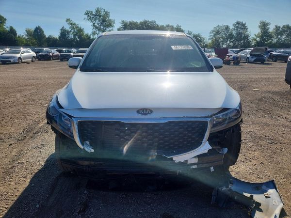 2016 KIA SEDONA EX - Middle level