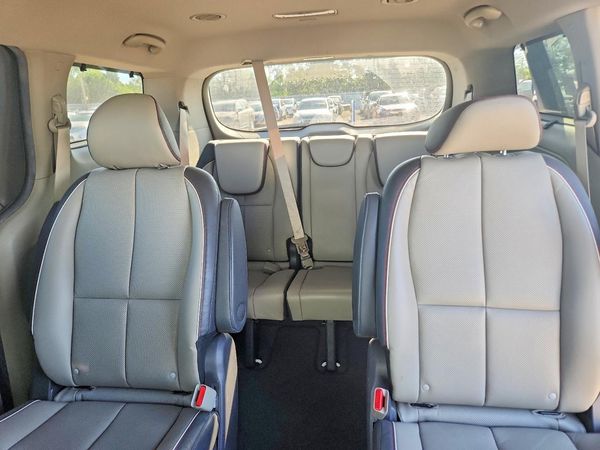 2016 KIA SEDONA EX - Middle level