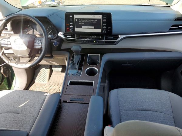 2024 TOYOTA SIENNA LE — CKPT