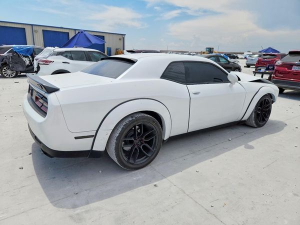 2017 DODGE CHALLENGER SRT 392