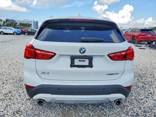 2021 BMW X1 sDrive28i