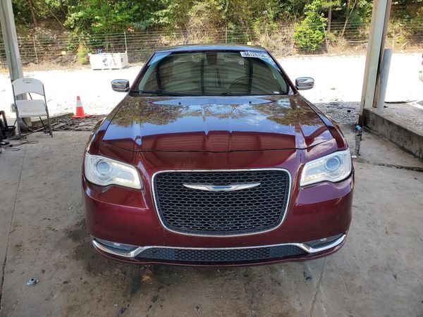 2018 CHRYSLER 300