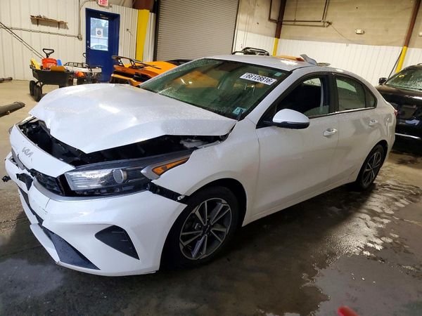 2022 KIA FORTE
