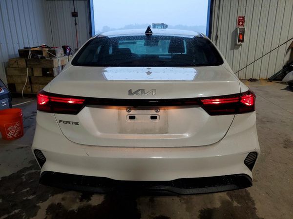 2022 KIA FORTE