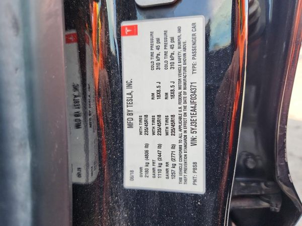 2018 TESLA MODEL 3