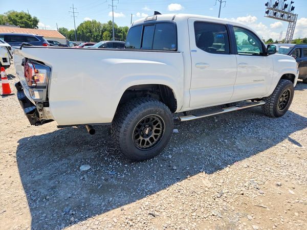 2016 TOYOTA TACOMA