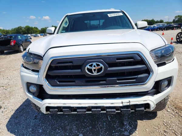 2016 TOYOTA TACOMA
