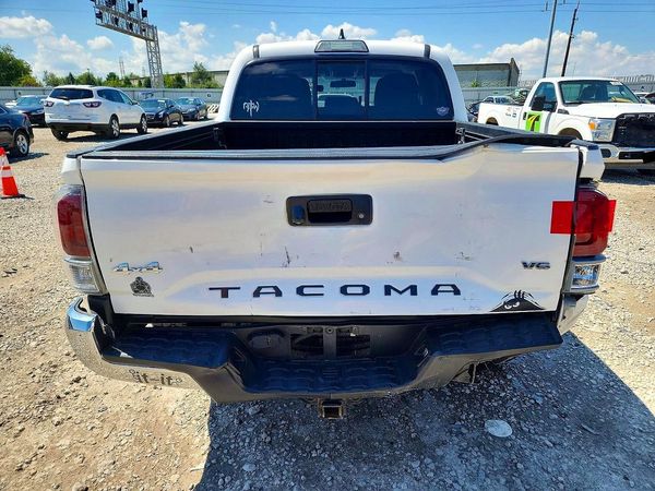 2016 TOYOTA TACOMA