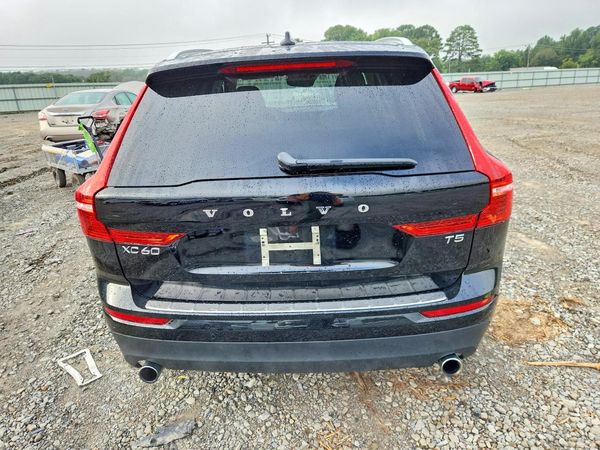 2021 VOLVO XC60