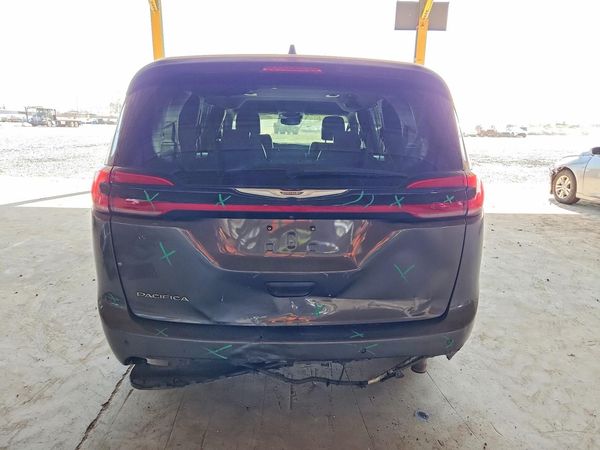 2022 CHRYSLER PACIFICA