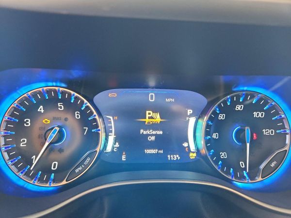 2022 CHRYSLER PACIFICA