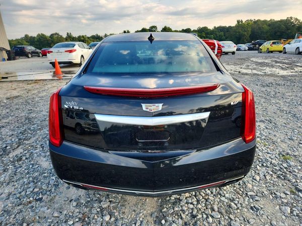 2016 CADILLAC XTS