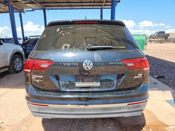 2018 VOLKSWAGEN TIGUAN SE, 4Motion SEL