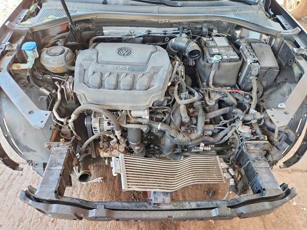 2018 VOLKSWAGEN TIGUAN SE, 4Motion SEL