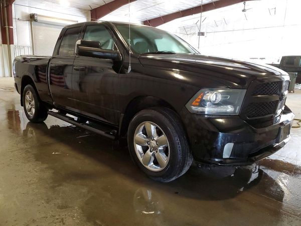 2014 RAM 1500 ST