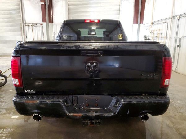 2014 RAM 1500 ST