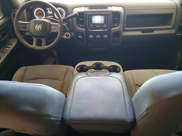 2014 RAM 1500 ST