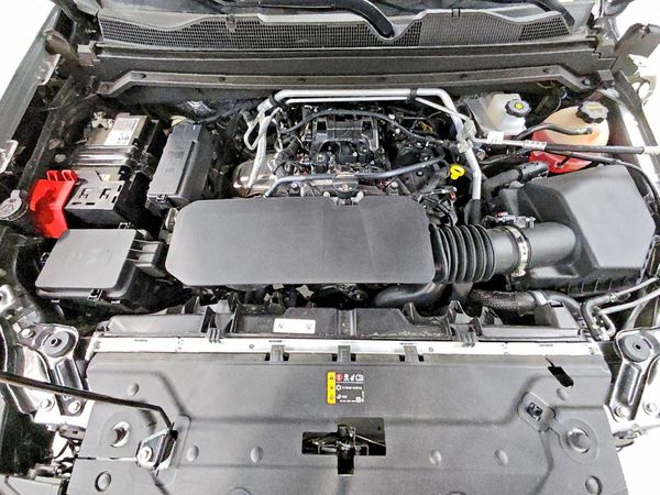 2026 CHEVROLET COLORADO Work Truck — Engine bay