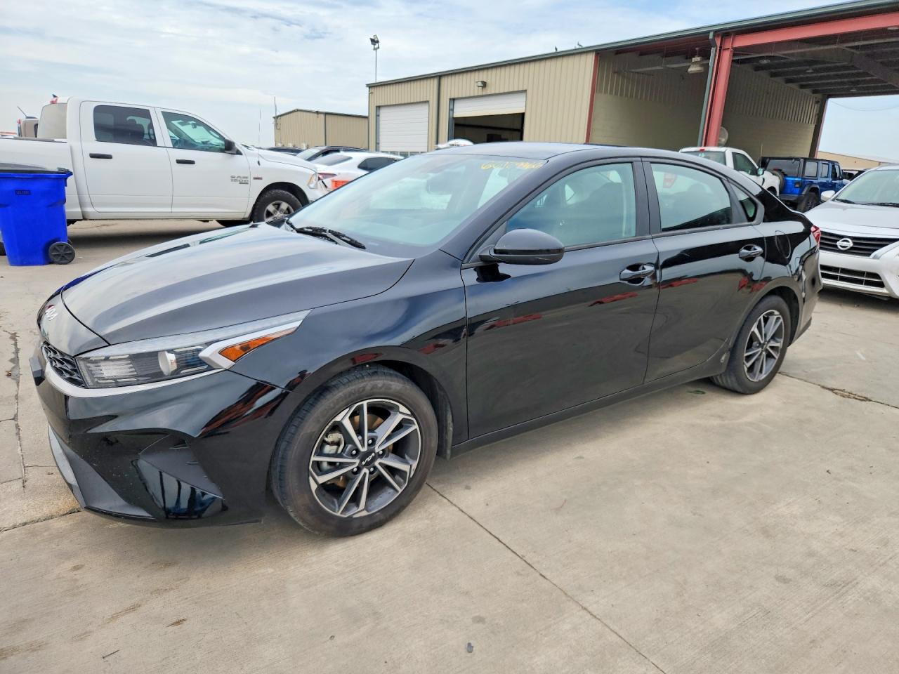 2022 KIA FORTE FE, LXS
