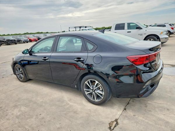 2022 KIA FORTE FE, LXS