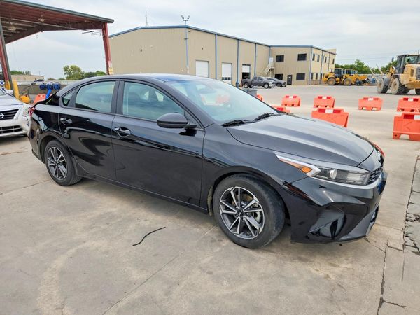 2022 KIA FORTE FE, LXS
