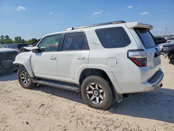 2024 TOYOTA 4RUNNER TRD offroad