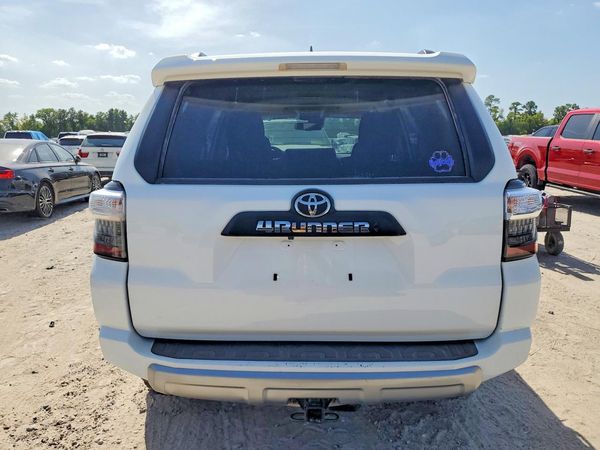 2024 TOYOTA 4RUNNER TRD offroad