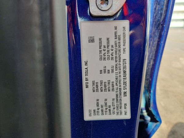 2022 TESLA MODEL 3