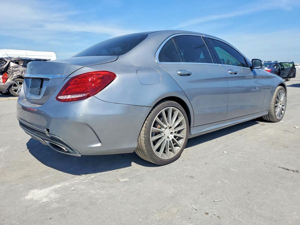 2015 MERCEDES-BENZ C Base