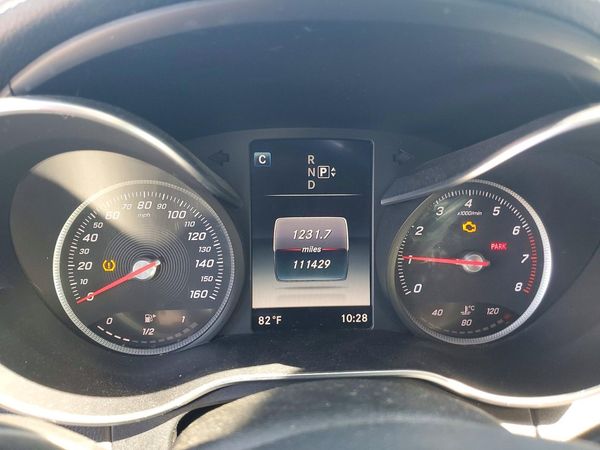 2015 MERCEDES-BENZ C Base