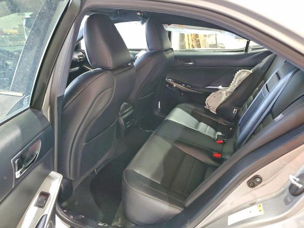 2015 LEXUS IS
