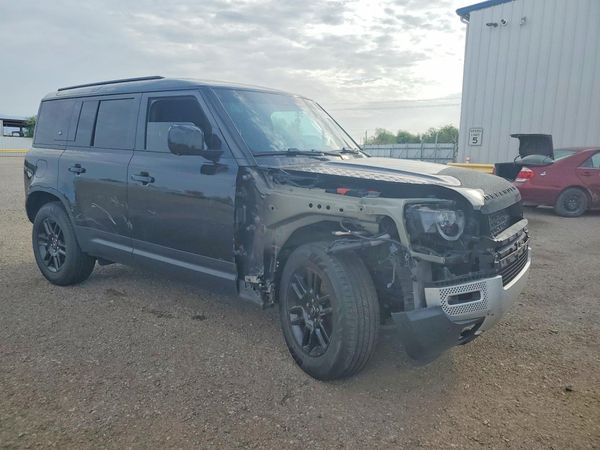 2023 LAND ROVER DEFENDER 110 S — Passenger 3/4